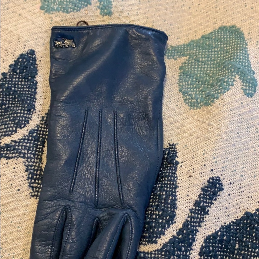 Coach teal leather gloves and hat